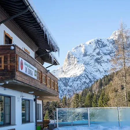Fruehstueckspension Wulfenia Da Livio Passo Pramollo